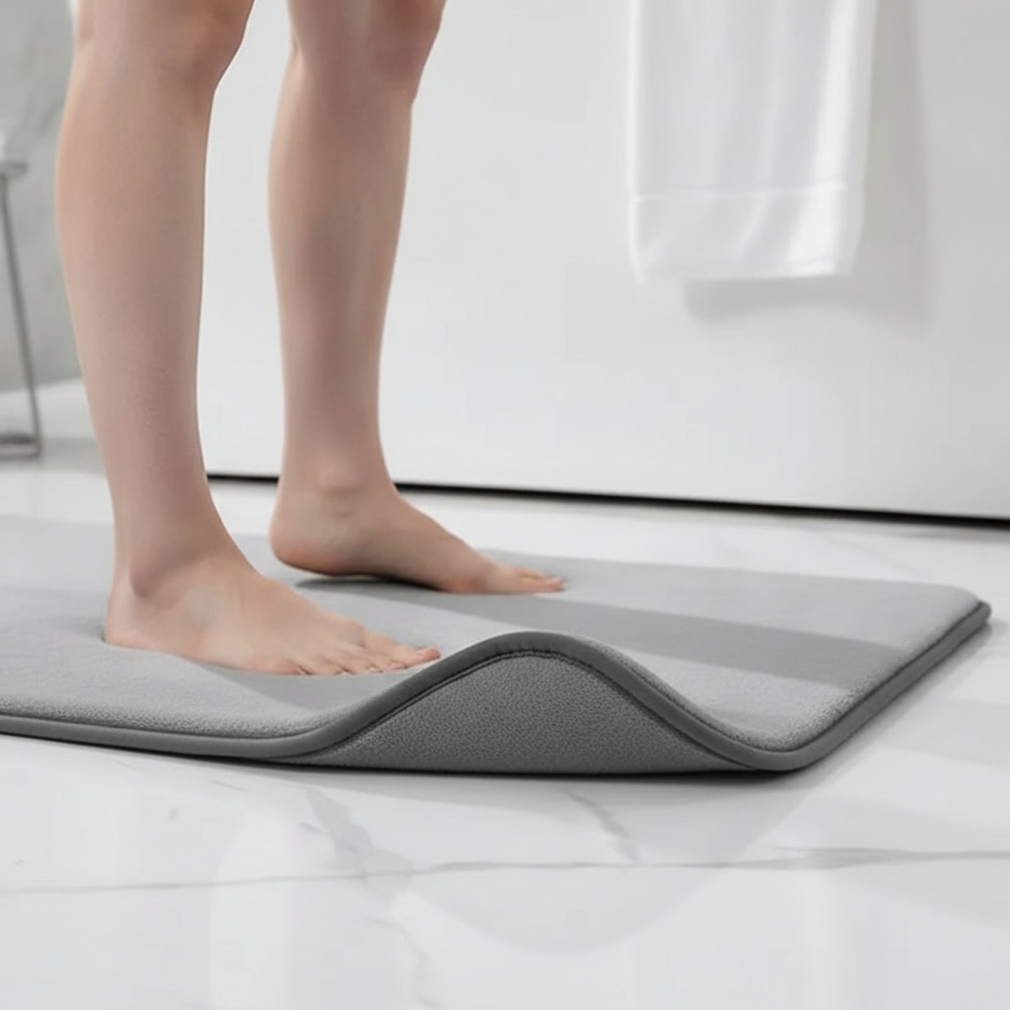 Tapis de Bain Doux et Absorbant en Mousse à Mémoire de Forme - Antidérapant pour Salle de Bain
