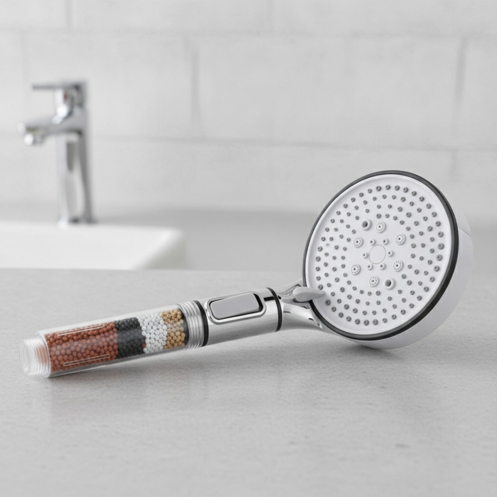 Pommeau de Douche Multifonction avec Arrêt : 5 Modes, Anti-Calcaire et Filtration