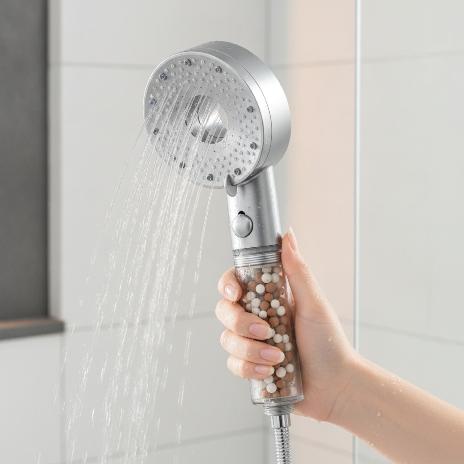 Pommeau de Douche Pressurisé 5 Modes avec Filtre Minéral - Haute Pression & Économie d'Eau