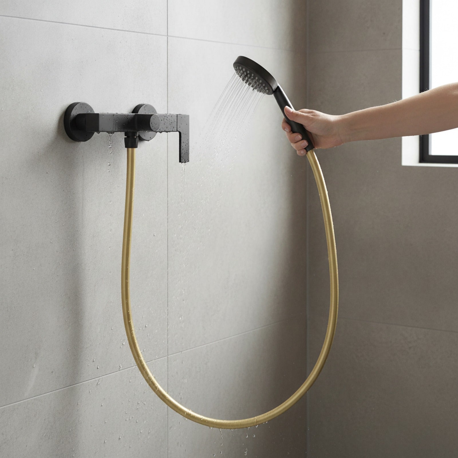Tuyau de Douche Flexible PVC 1.5M - Argent, Noir, Doré