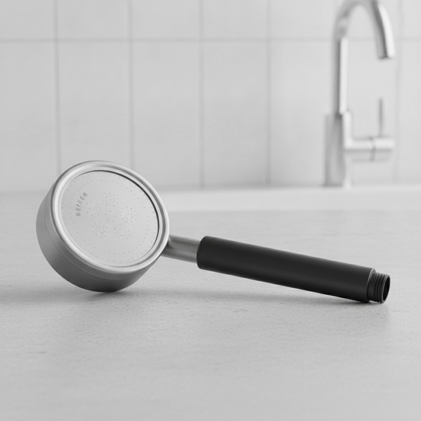Pommeau de Douche Haute Pression Inox 304 - Noir & Argent